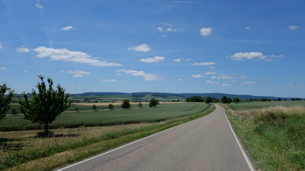 Welch schöner Anblick, der Stromberg! Von Hausen nach Meimsheim