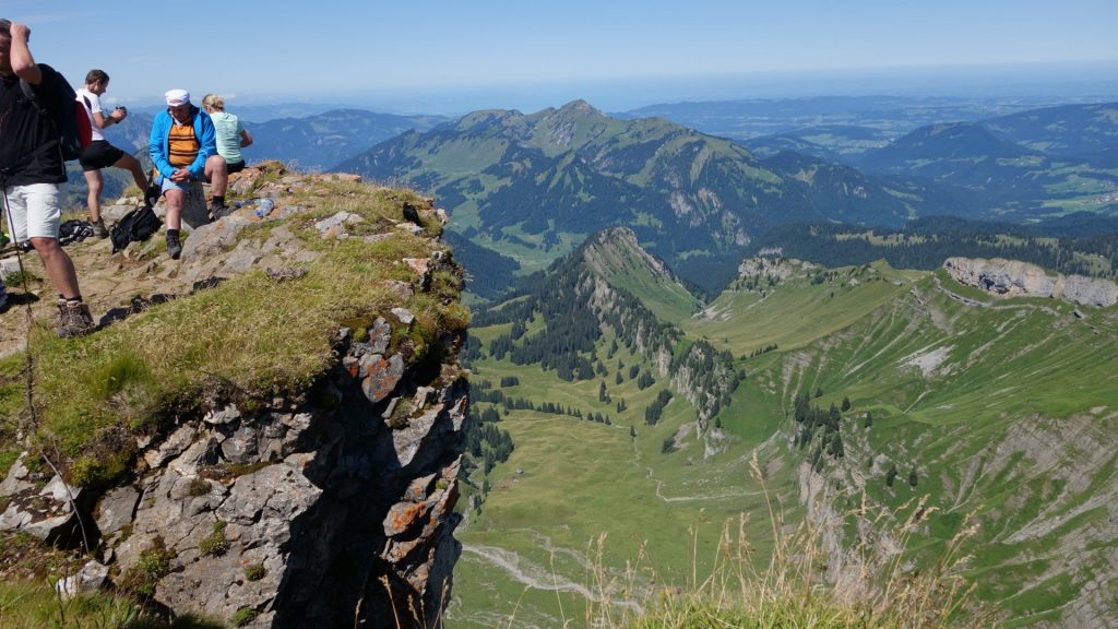 Blick vom Hohen Ifen Richtung Westen, im Hintergrund der Bodensee