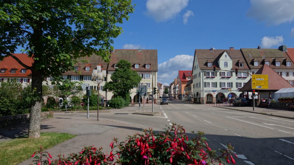 Freudenstadt Abzweigung ins Murgtal - Karlsruhe 76km...